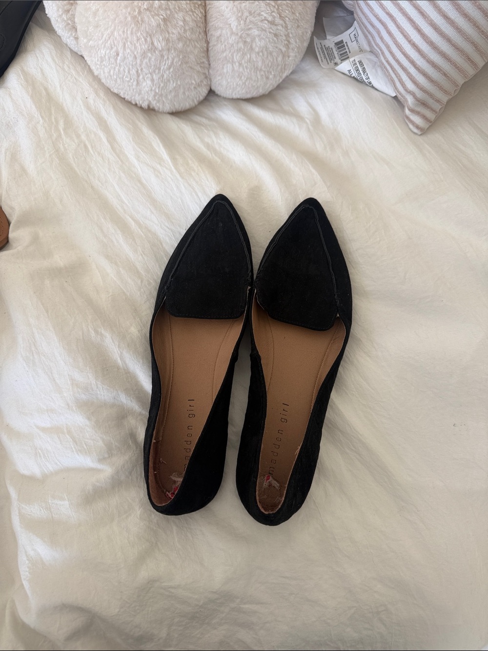 Madden Girl Black Pointed-Toe Suede Flats